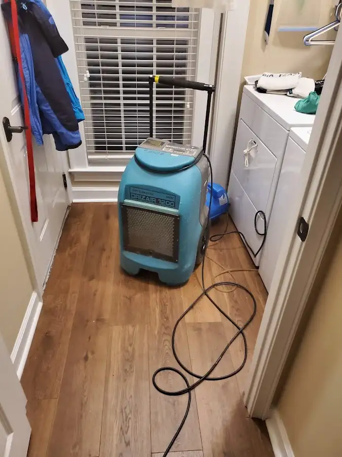 Commercial dehumidifier deployed for Flood Damage Cleanup in Casselberry